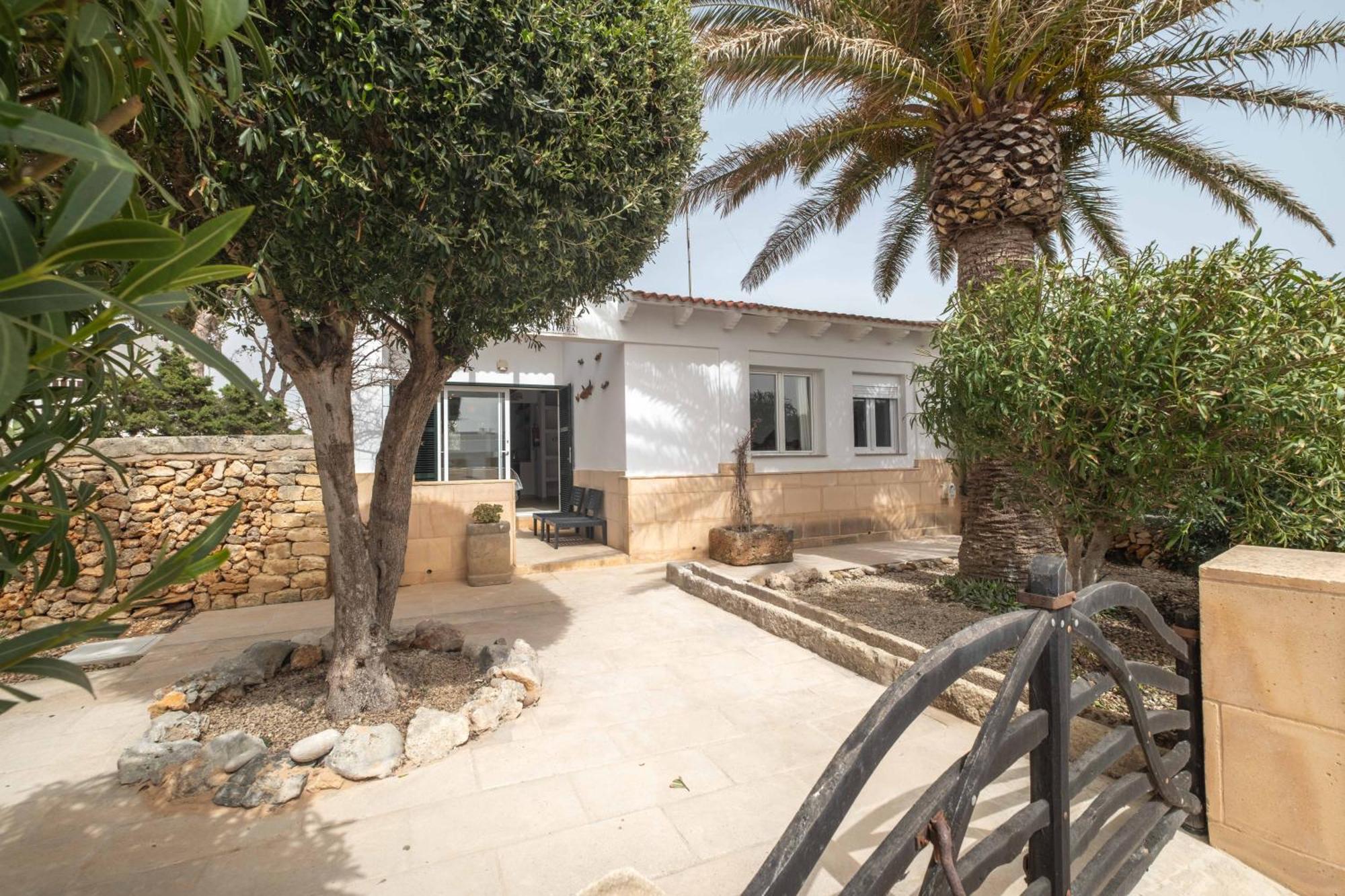 Kassiopea Villa Cala Blanca  Exterior photo